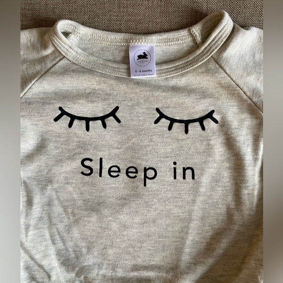 Little and Lively baby long sleeve shirt 0-6 months - Picture 2 of 2